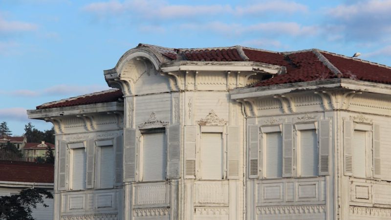 Производство и строительство домов из клееного бруса в Екатеринбурге