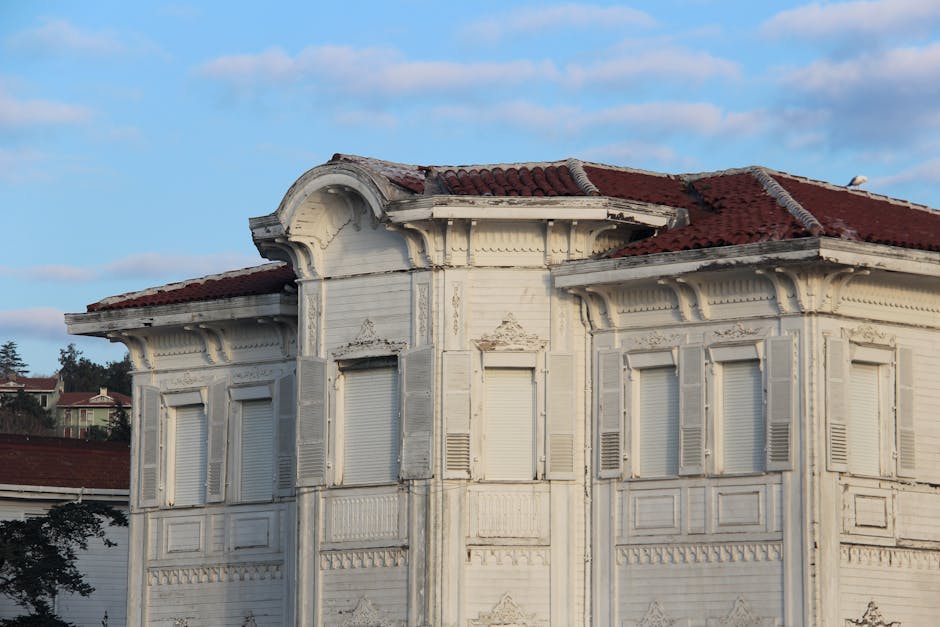 Производство и строительство домов из клееного бруса в Екатеринбурге