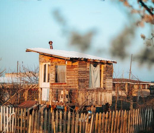 Преимущества строительства домов и бань из клееного бруса под ключ