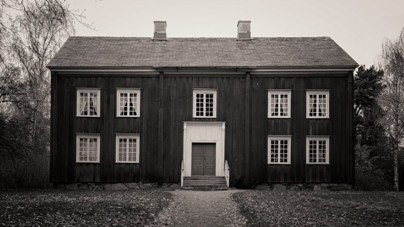 Строительство домов из клееного бруса в Екатеринбурге