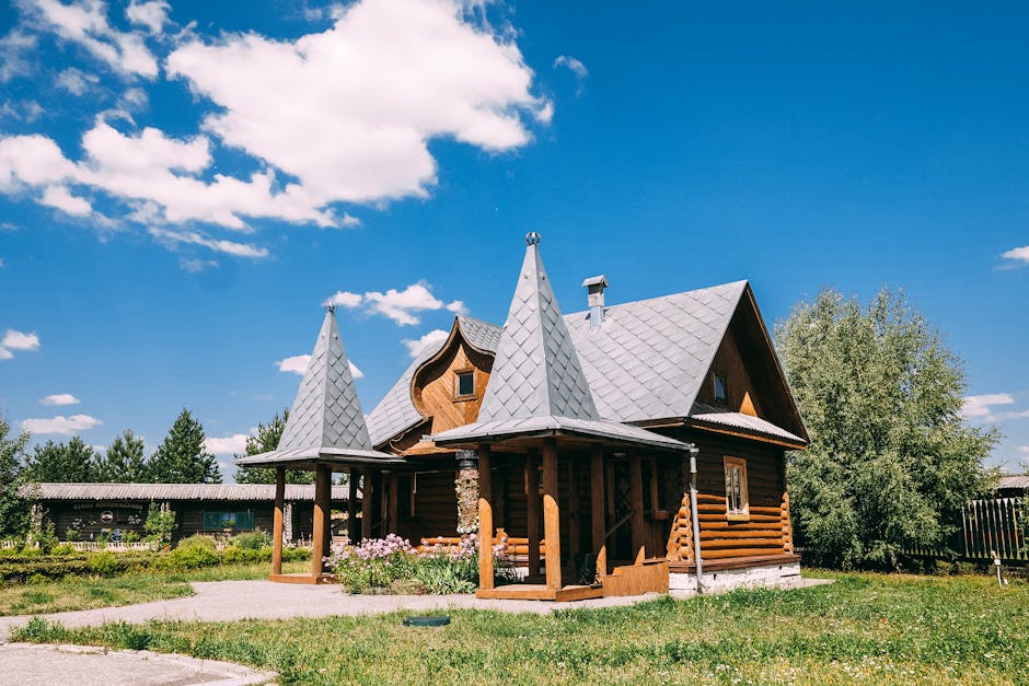Производство и строительство домов и бань из клееного бруса