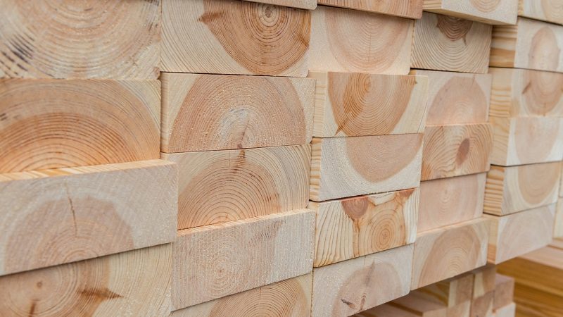 Преимущества строительства домов из клееного бруса