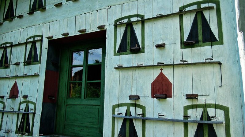 Строительство домов из клееного бруса в Екатеринбурге