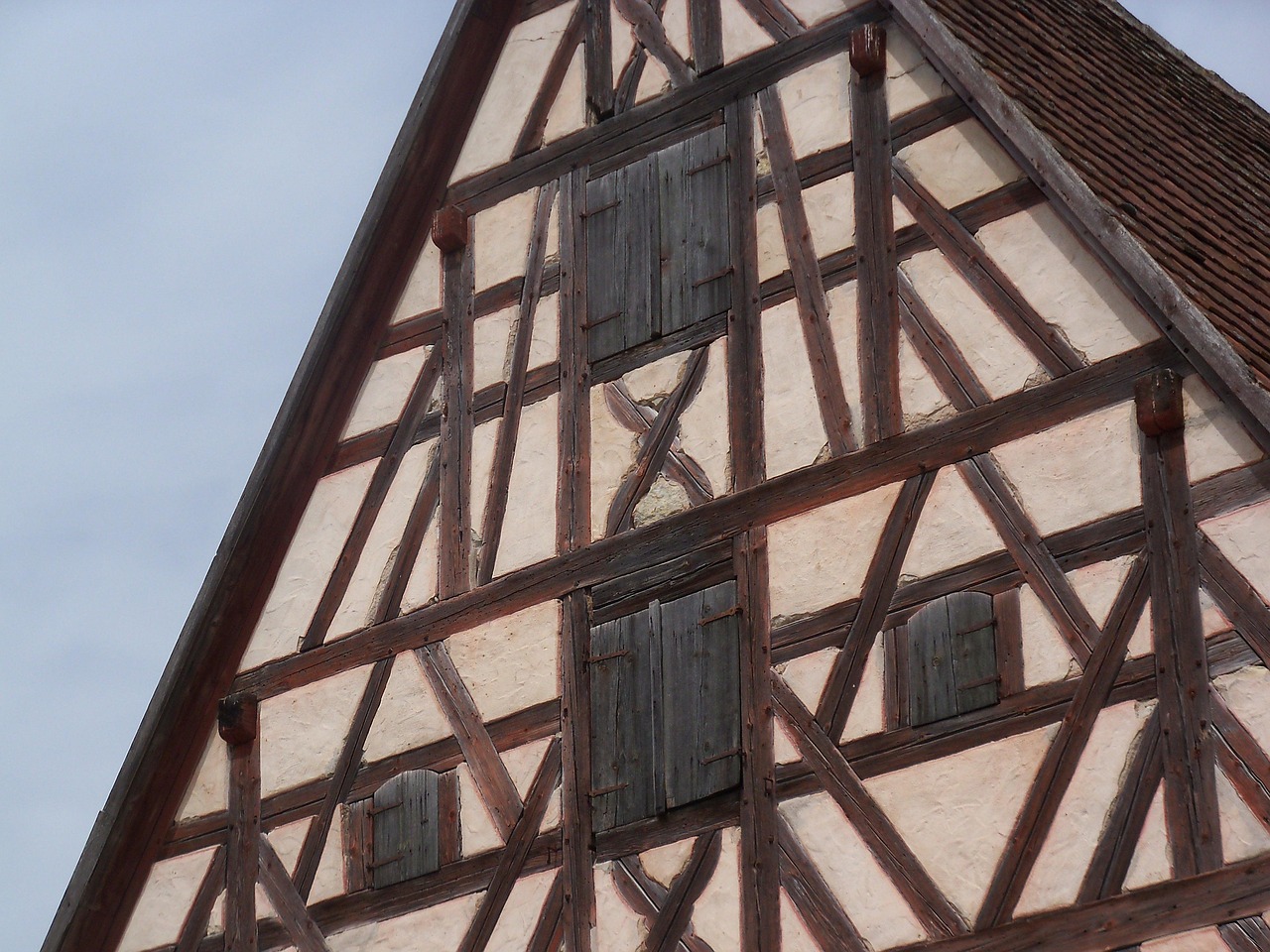 Строительство домов из клееного бруса под ключ в Екатеринбурге