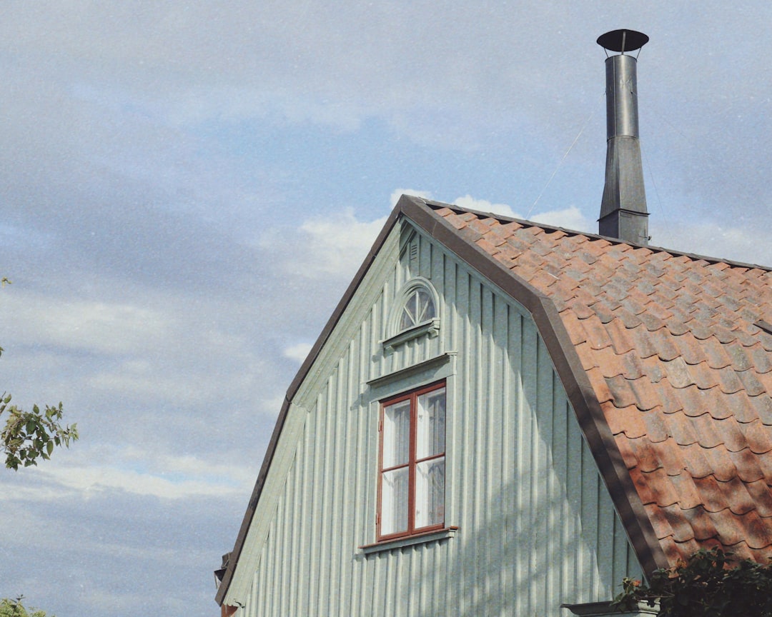 Производство и строительство домов из клееного бруса