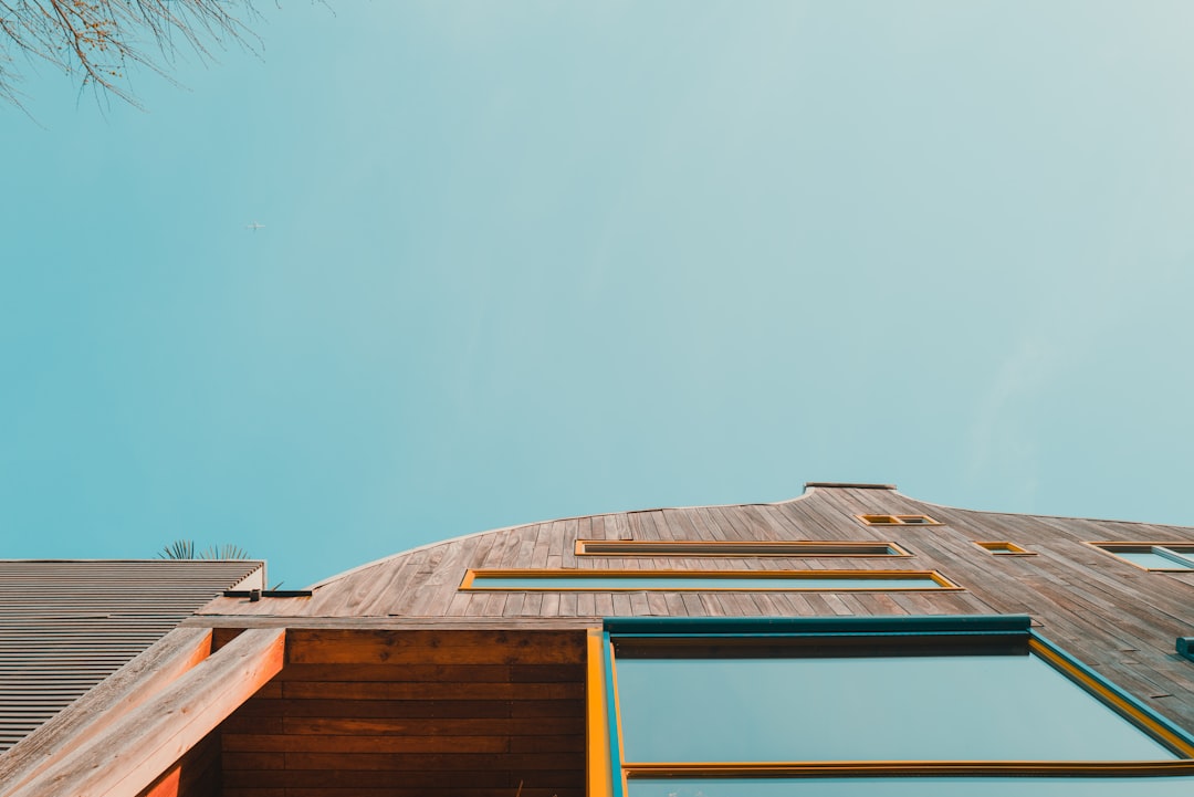 Строительство домов из клееного бруса под ключ в Екатеринбурге