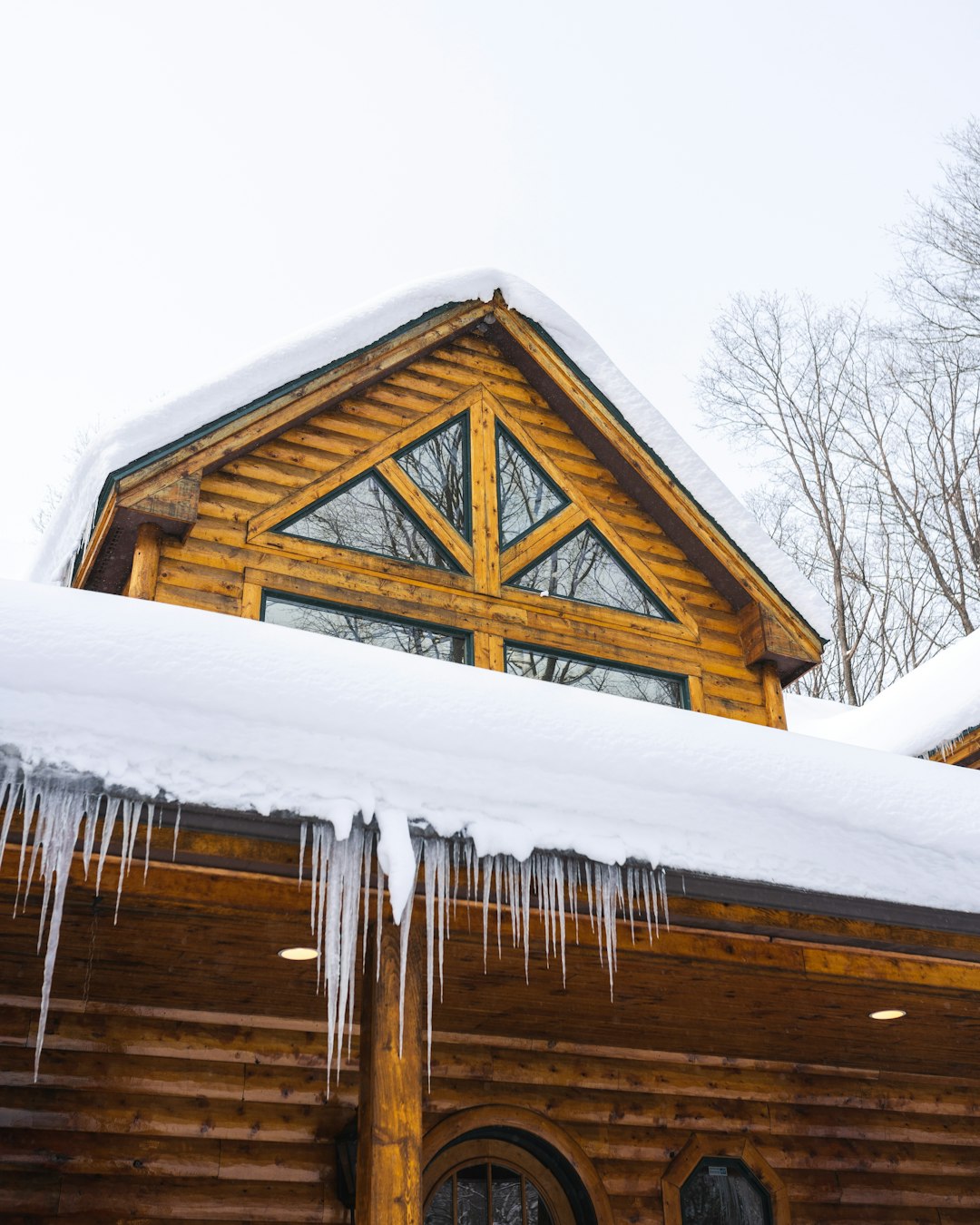 Производство и строительство домов и бань из клееного бруса