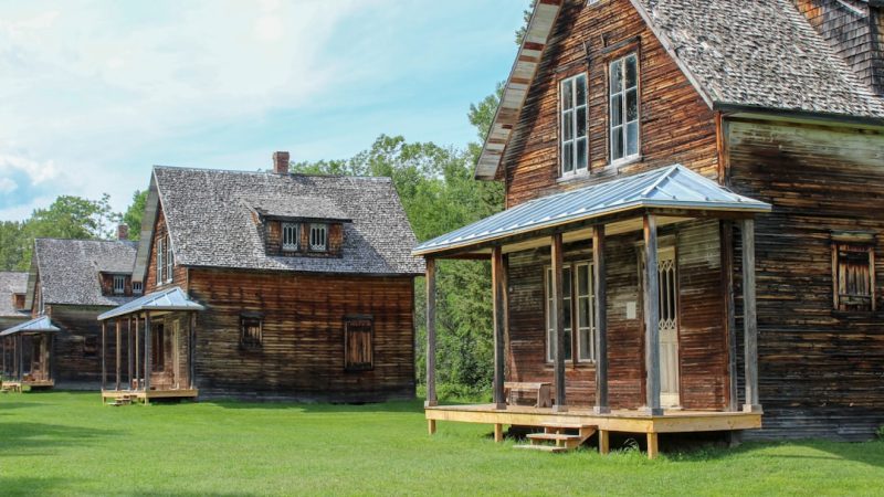 Строительство домов из клееного бруса под ключ в Екатеринбурге